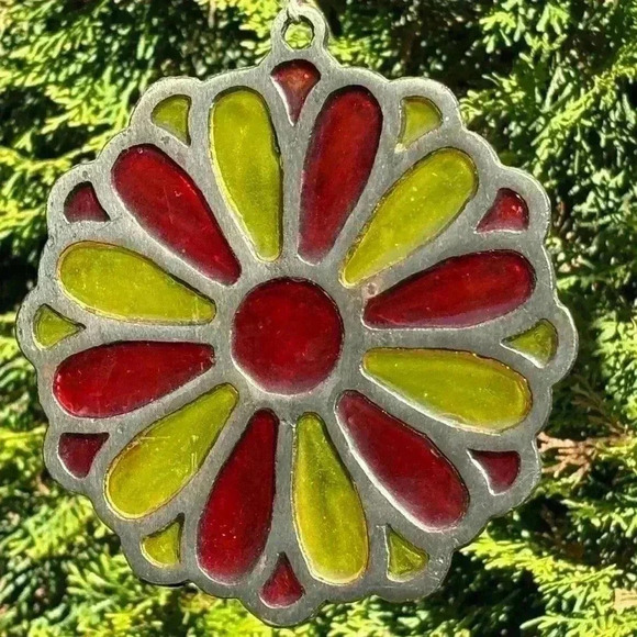 Gorgeous vintage stained glass and metal window  hanging or trivet - Picture 4 of 6